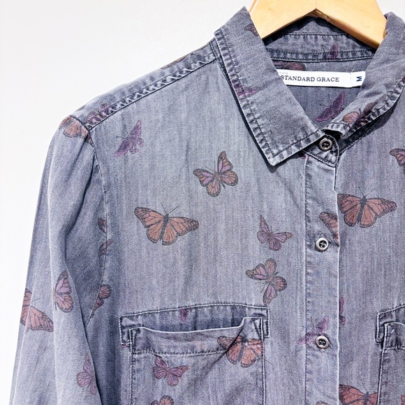 STANDARD GRACE Grey shirt with butterflies - Picture 4 of 8